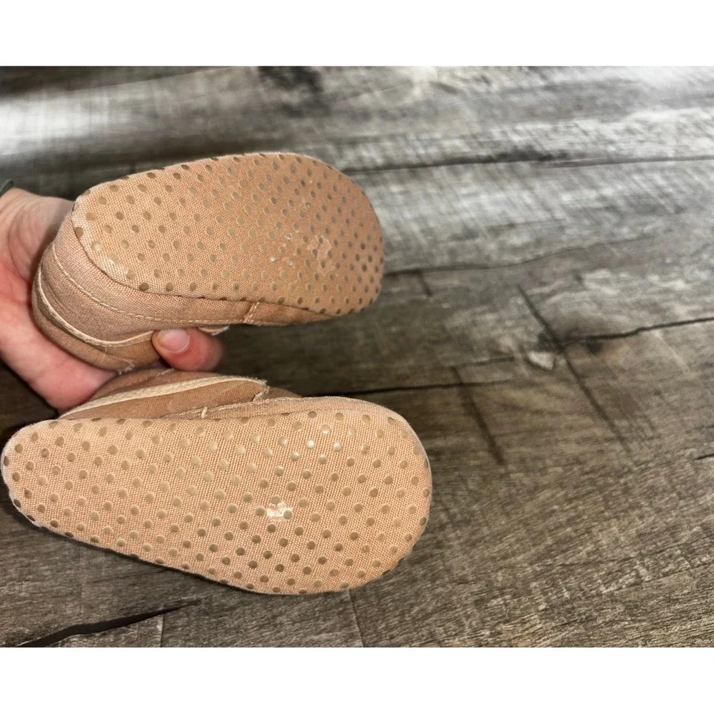 Infant Tan Canvas High Top Crib Shoes Soft Sole Pre-Walker Size 3